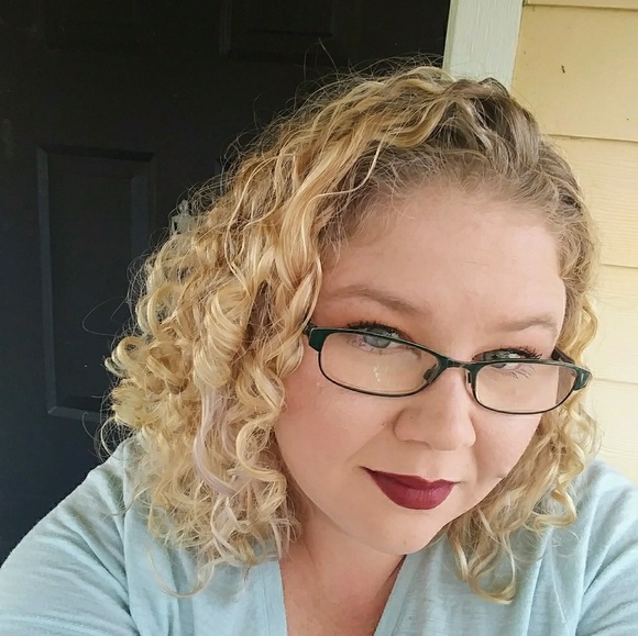 Meet The Posher, Mary! - Picture 1 of 1